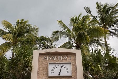 迈阿密海滩是美国佛罗里达州迈阿密达德县的一个沿海度假胜地城市图片