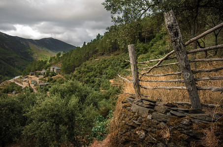 对葡萄牙偏远乡村景观的察图片
