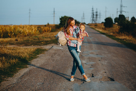 万圣节前夕妈和女图片