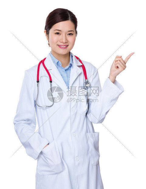 穿白外套的亚洲女医图片