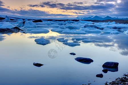 冰岛的Jokulsarlon环礁湖图片