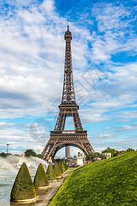 Eiffel铁塔在法国访问最多的纪念碑图片