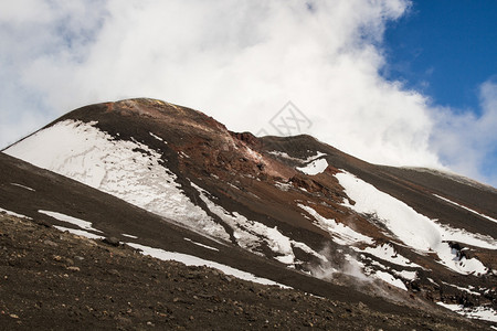 Etna火山爆发的惊人现象图片