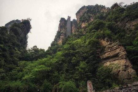 山顶高方尖像深谷的岩石一样在地表景色图片