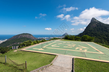 巴西里约热内卢Corcovado山脚的图片