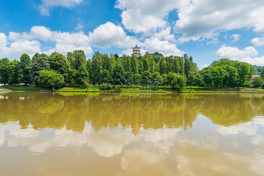 都灵vsAC米兰免费直播