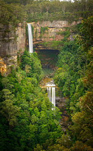 澳大利亚南部高地的美丽瀑布图片