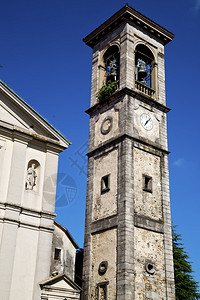 阿拉萨戈古老的抽象主义在伊塔里墙壁和教堂大厦阳图片