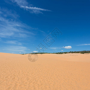 越南美奈的红色沙丘漠图片