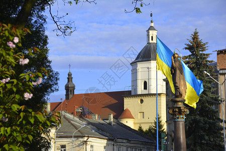 乌克兰旧城风景图片