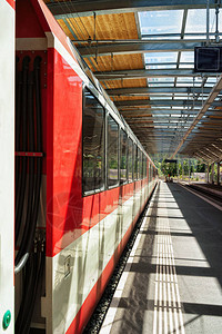 瑞士瓦莱州Zermatt铁路火车站的图片