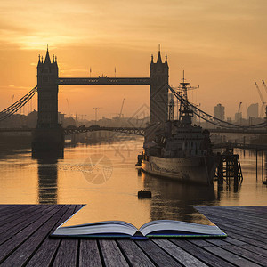 伦敦泰晤士河和塔大桥的秋日图片