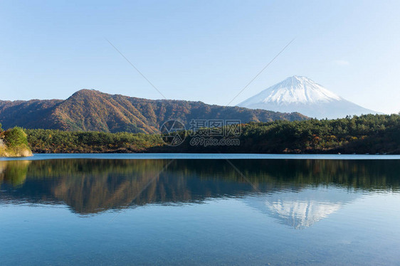 西湖与富士山图片