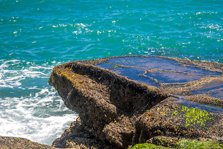 穆里瓦伊海滩新西兰水流喷洒图片