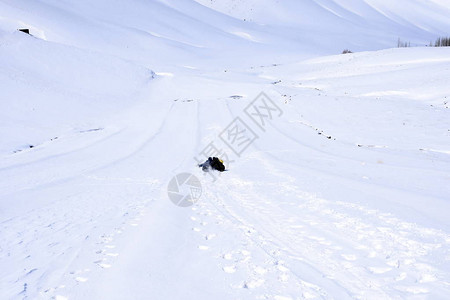 伊朗斯法罕Fereydunshahr滑雪胜地Barf图片