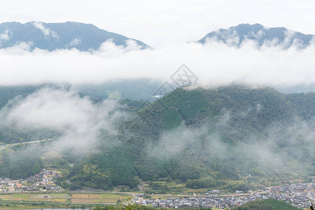 山村云海图片