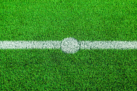 足球场绿色人工地盘的图片