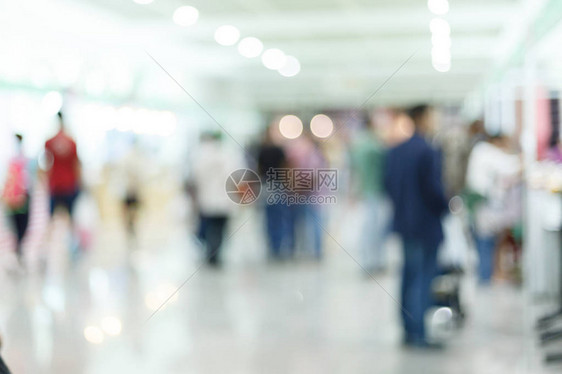 机场候机站的人群旅客图象模图片