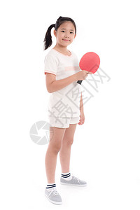 美丽的亚洲女孩打乒乓球在白色背景隔离图片