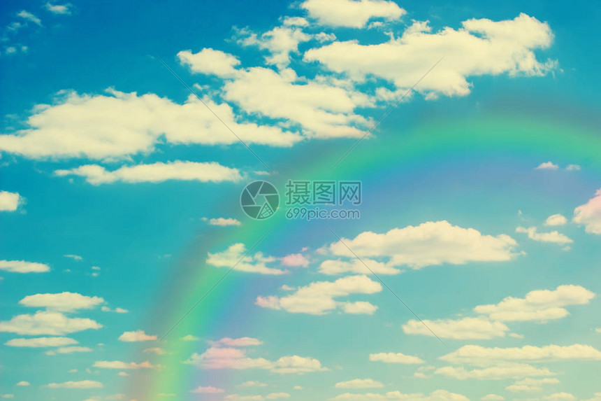 天上的彩虹高清图片下载-正版图片507405488-摄图网