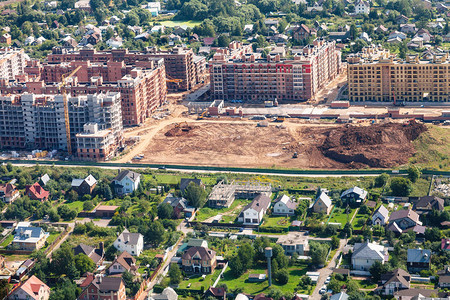 位于莫斯科州Krasnogorsk区Nakhabino村住宅区建造图片