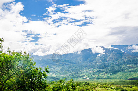 巴里查拉对卡米诺真实安第斯山脉景观的看法图片