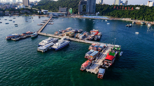 泰国芭堤雅旅游港口鸟瞰图图片