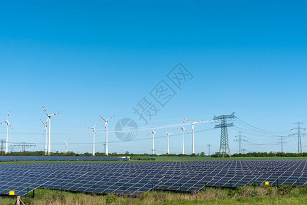 在德国看到的可再生能源和供电线路图片