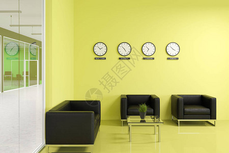 有明黄色墙世界城市时钟和舒适的黑臂椅图片