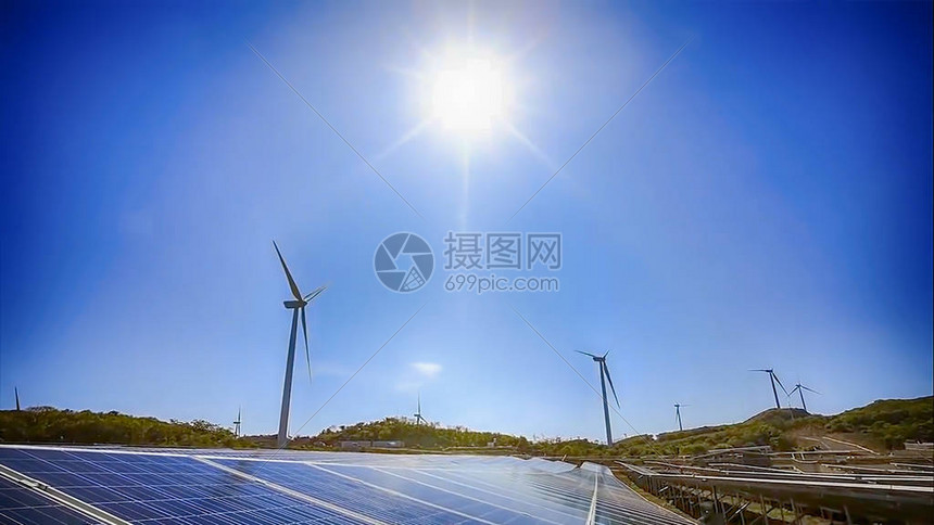 太阳板和风能涡轮机高清图片下载-正版图片600045343-摄图网