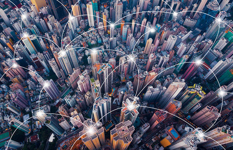 香港市区数字网络连接线金融区和商业中心在智慧城市的技术理念摩天大楼和高层建筑的顶部视图鸟瞰图片