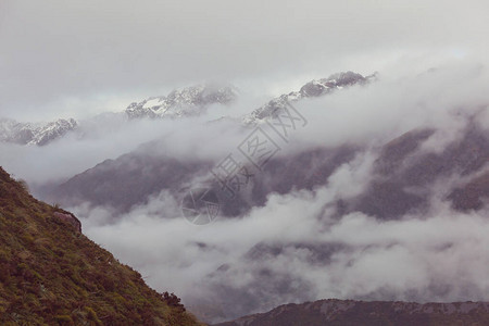 新西兰南岛库克山公园的美丽自然景观图片