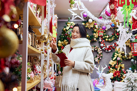 采购圣诞装饰的美女形象图片