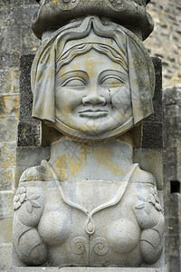 卡尔松城堡门口的雕像背景图片
