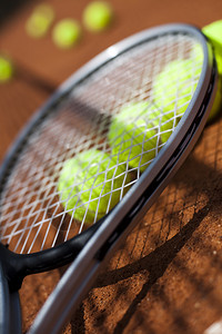 网球的网球打网球躺图片