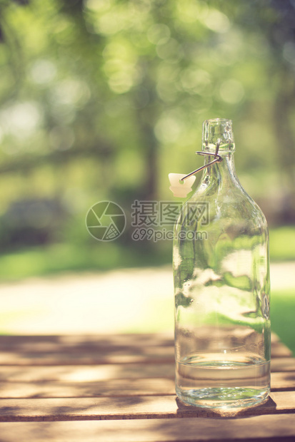 清除LitWine图片