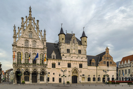 Mechelen市政厅位于比利时大市场广Grote图片