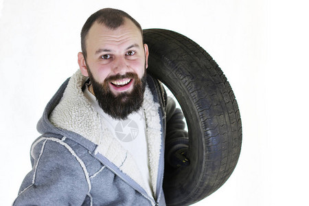 汽车修理轮胎的橡胶轮图片