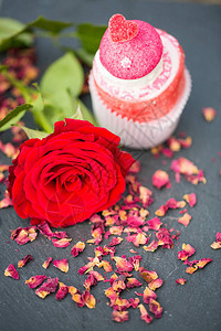 红玫瑰有糖果棉花糖粉图片