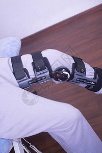 为膝盖受伤和康复提供物理治疗医诊所理疗矫形整疗法图片