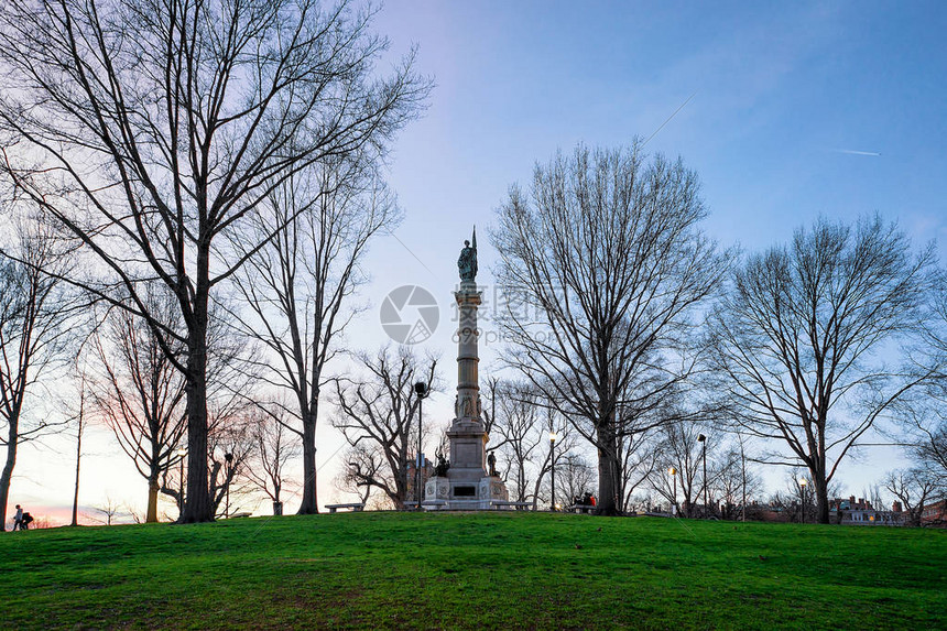 波士顿花园陷入沸腾