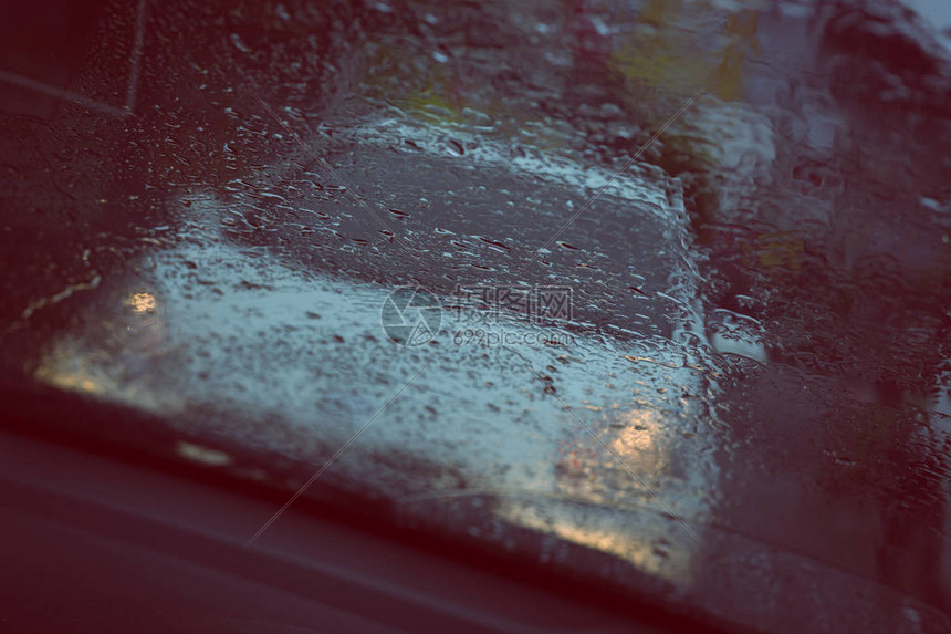 雨夜事故车祸交通道路抽象图片