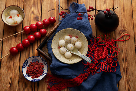 中国传统元宵节枸杞桂花汤圆图片