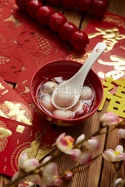 传统美食桂花枸杞汤圆图片