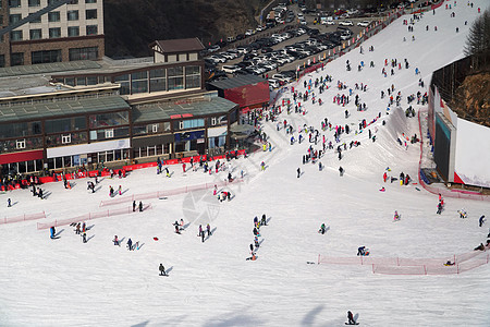 滑雪场图片