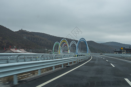 张家口崇礼高速公路背景图片