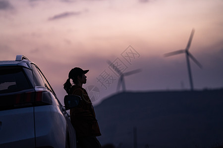 汽车， 休闲年轻女人自驾游背景