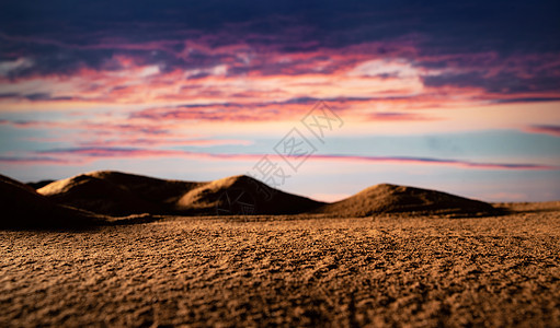 晚霞下的沙丘图片