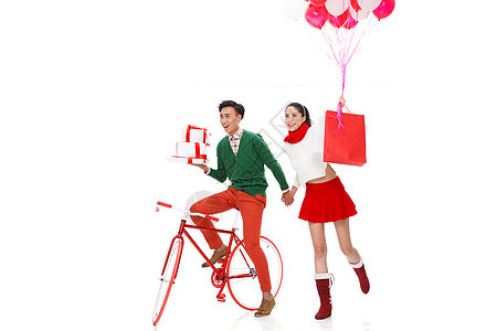 骑自行车的浪漫情侣图片