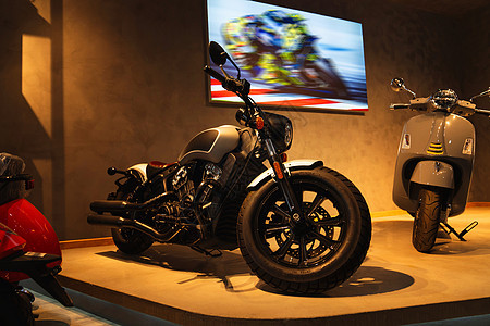 展厅内的摩托车背景图片